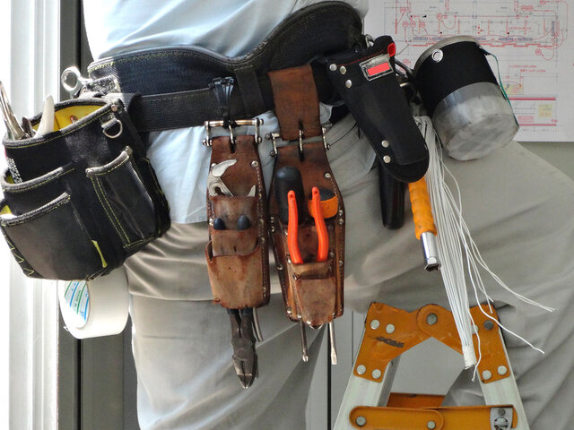 お客様の暮らしを支える電気工事のプロフェッショナル